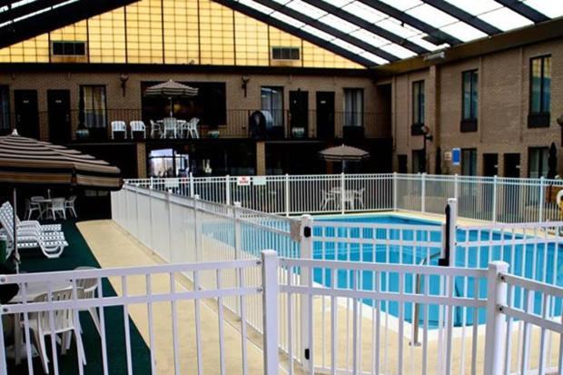 Gold Vault Inn Radcliff Zewnętrze zdjęcie