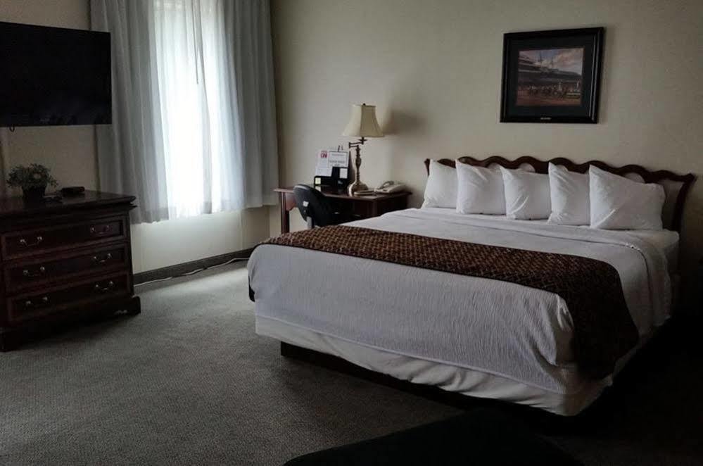 Gold Vault Inn Radcliff Zewnętrze zdjęcie